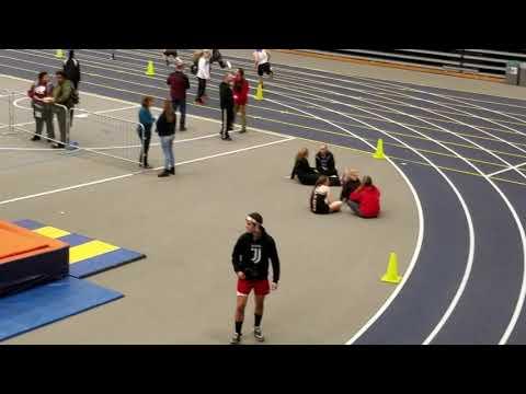 Video of 4x200 indoor state qual race