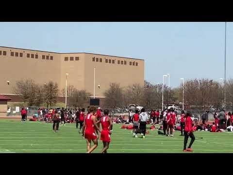 Video of 400 run freshman year