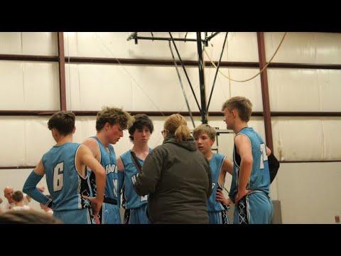 Video of Noah Snyder’s basketball highlights 