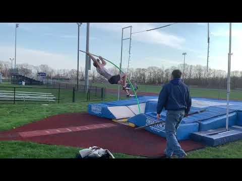 Video of 12’ 6” vault on bungee, good hip height at top of jump.