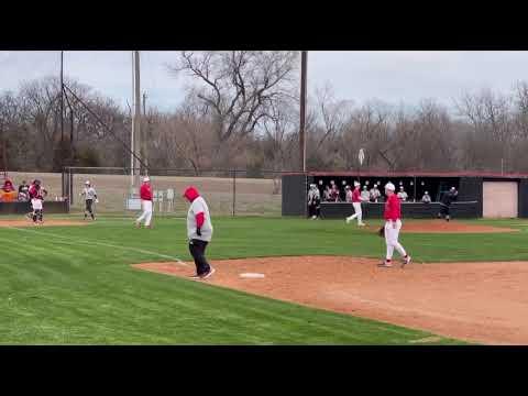 Video of Lamar Reed CF 190lbs 3 Steals Hard Hit Good Arm from center field