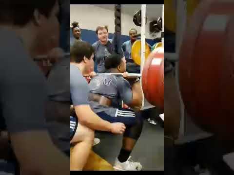 Video of Defensive Tackle Jordan Liddell squats 500 lbs. at 16 years old