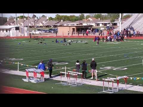 Video of Jarina 200m lane 4 (prelims) UIL 6A District 4 meet