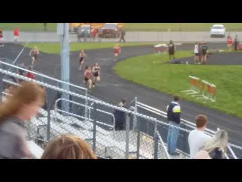 Video of Anna comes from behind to win the 200 at the Frank Chew Invitational 2018 with a time of 25.5.