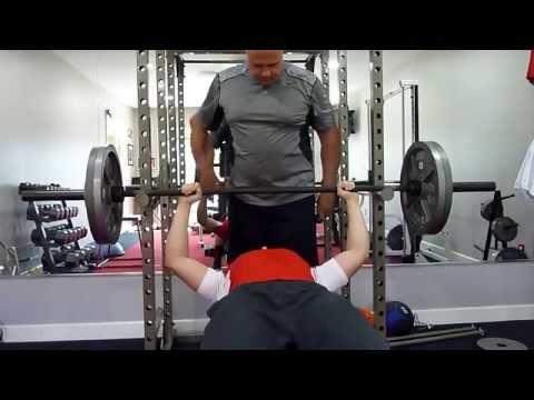 Video of Benching 250 at 14 years old.
