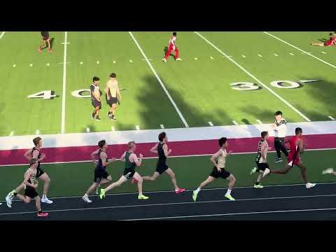Video of 800m at 2:10.02 Junior Season