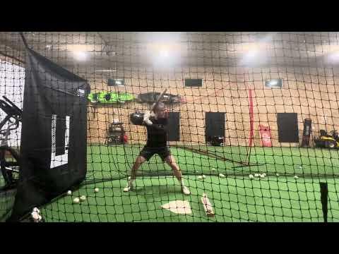 Video of Junior Preseason Swings 