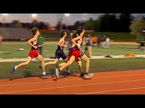 Video of 2nd blue singlet/red shorts runner Freshman 800m