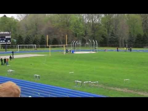 Video of 400M; 1st place; lane 3 