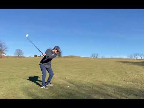 Video of 6-iron Approach