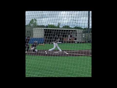 Video of 2022 SS/3B Hadan Madewell game swings