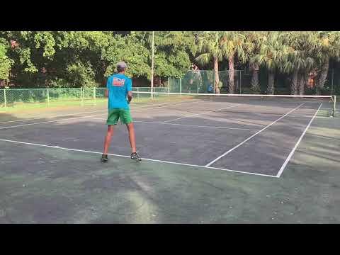 Video of Oliver forehand