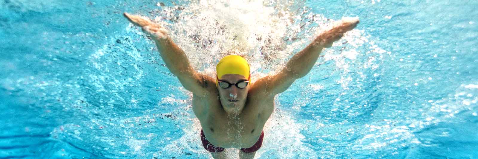 mens swimming junior colleges