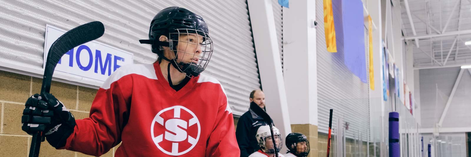 women's hockey player
